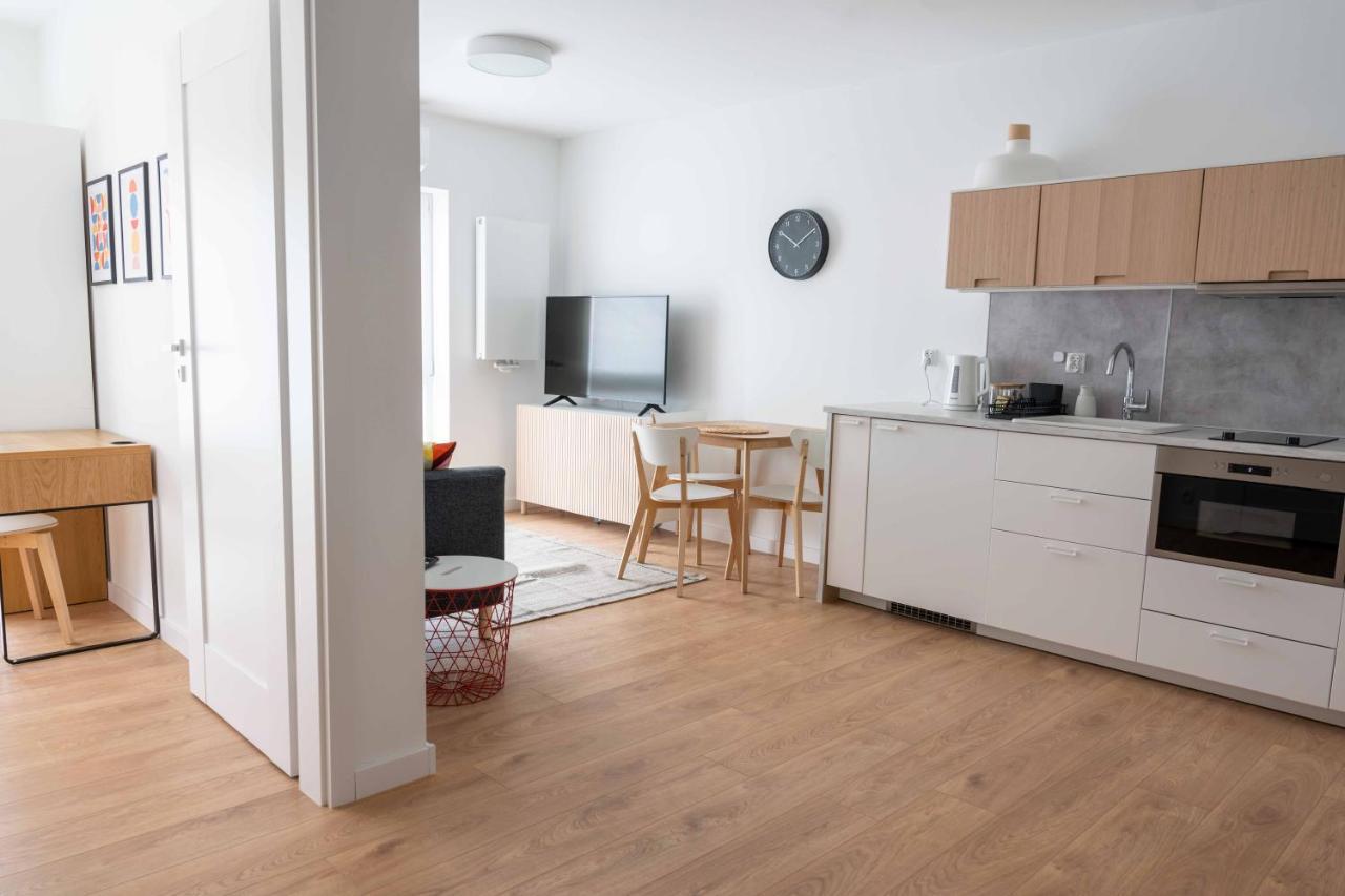 Aparthotel Weissa 7 Cracovia Esterno foto