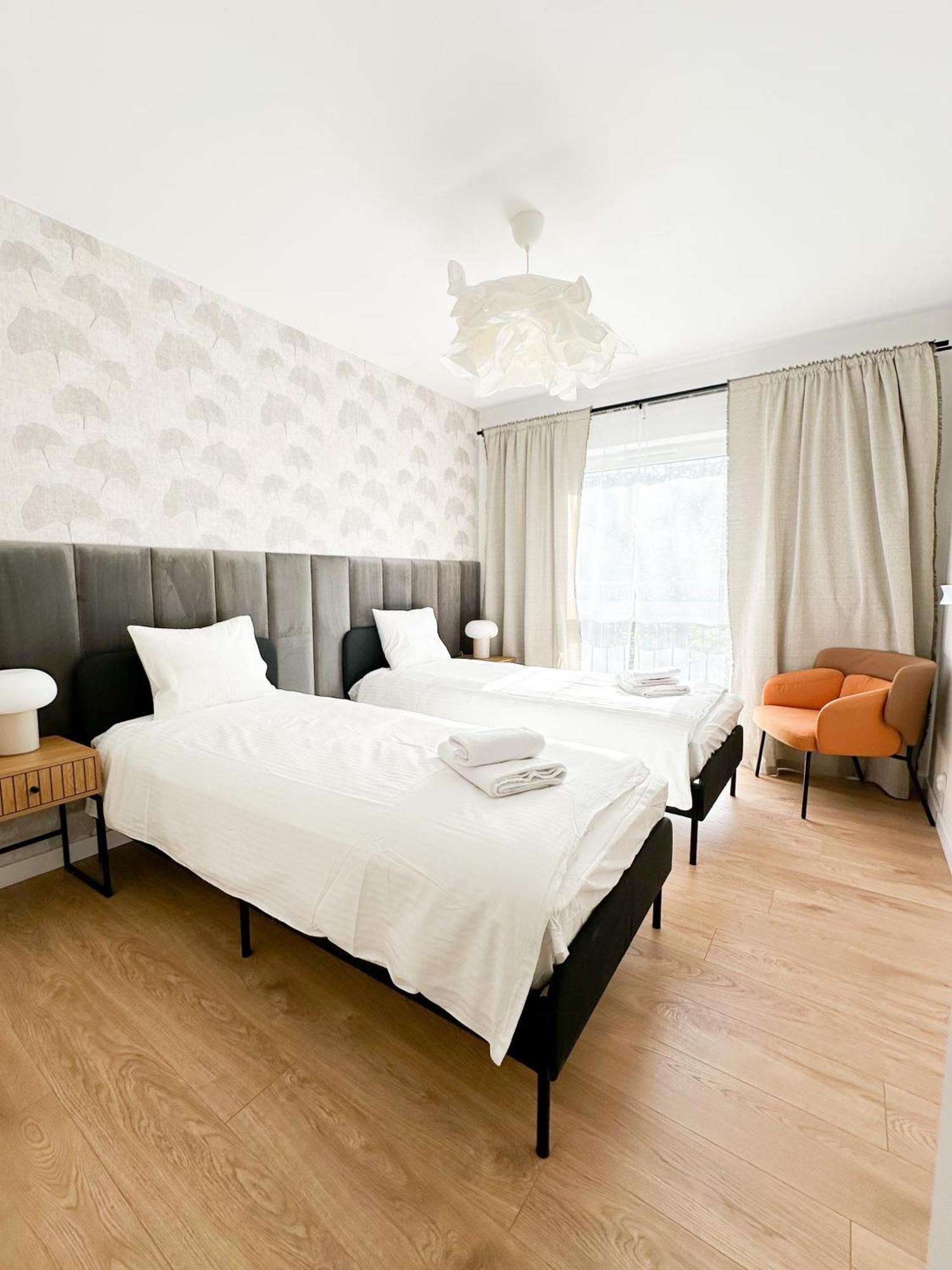 Aparthotel Weissa 7 Cracovia Esterno foto