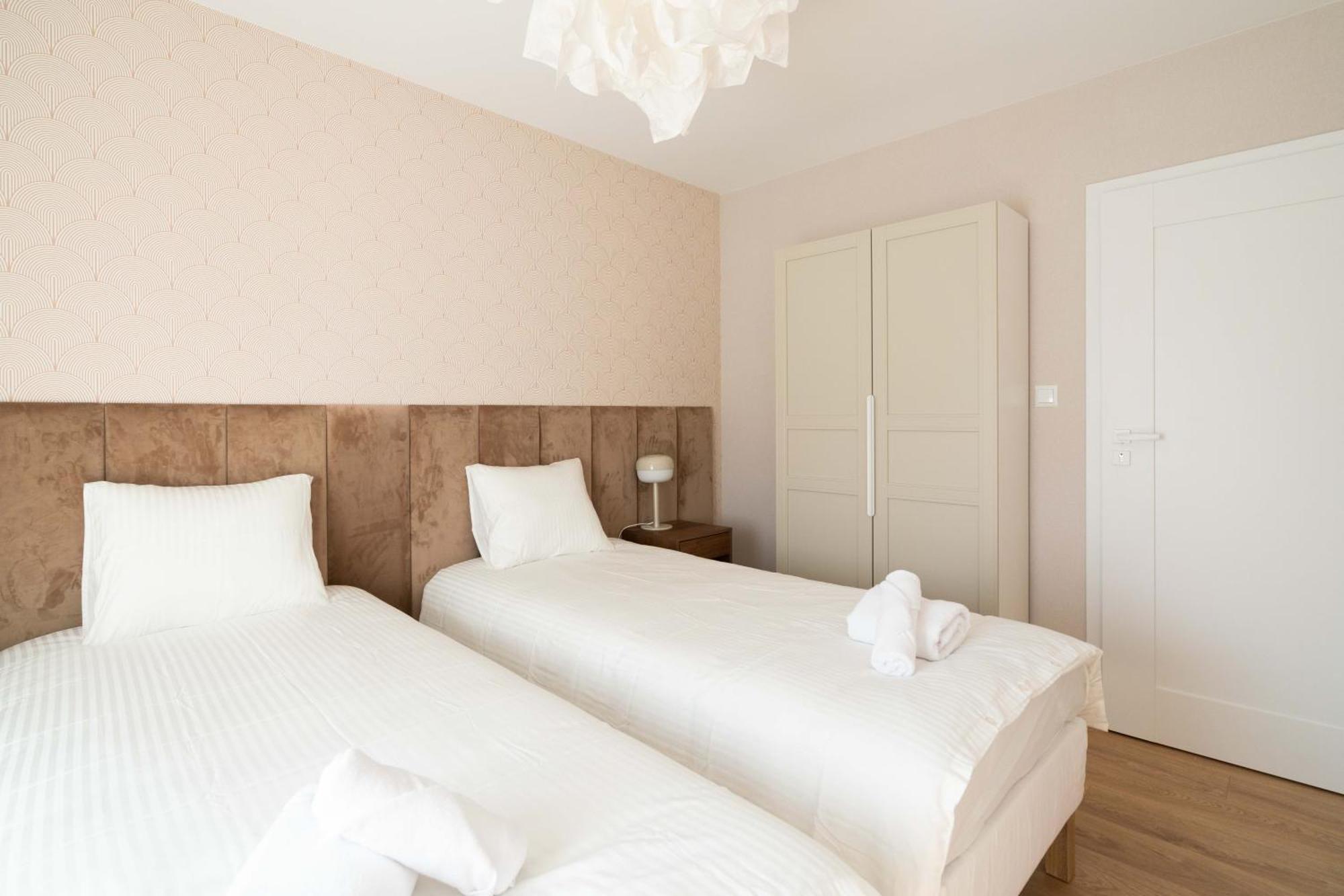 Aparthotel Weissa 7 Cracovia Esterno foto