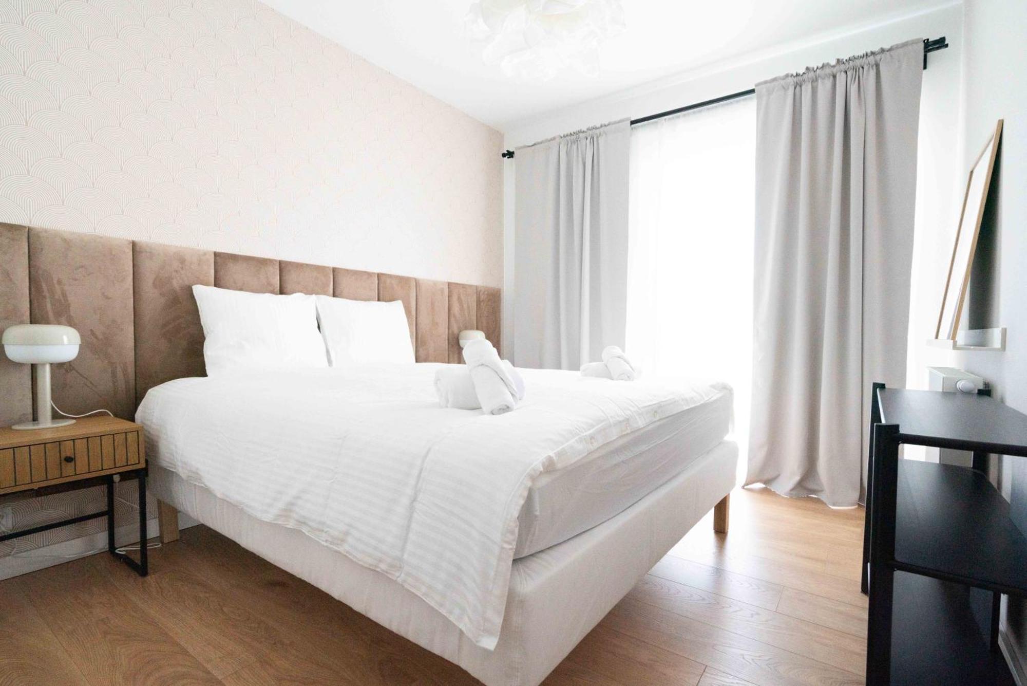 Aparthotel Weissa 7 Cracovia Esterno foto