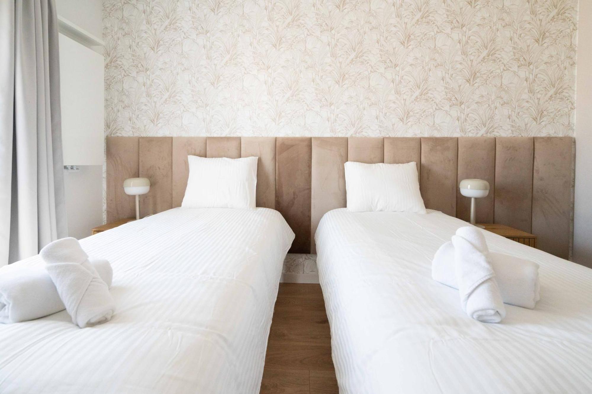 Aparthotel Weissa 7 Cracovia Esterno foto